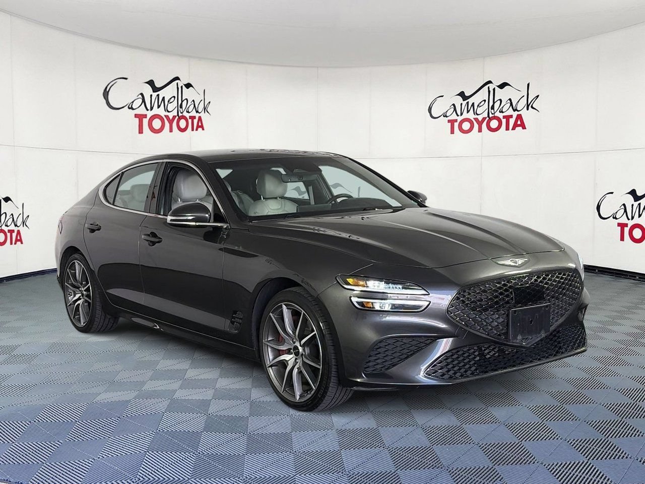Used 2025 Genesis G70 2.5T AWD/4WD image 3