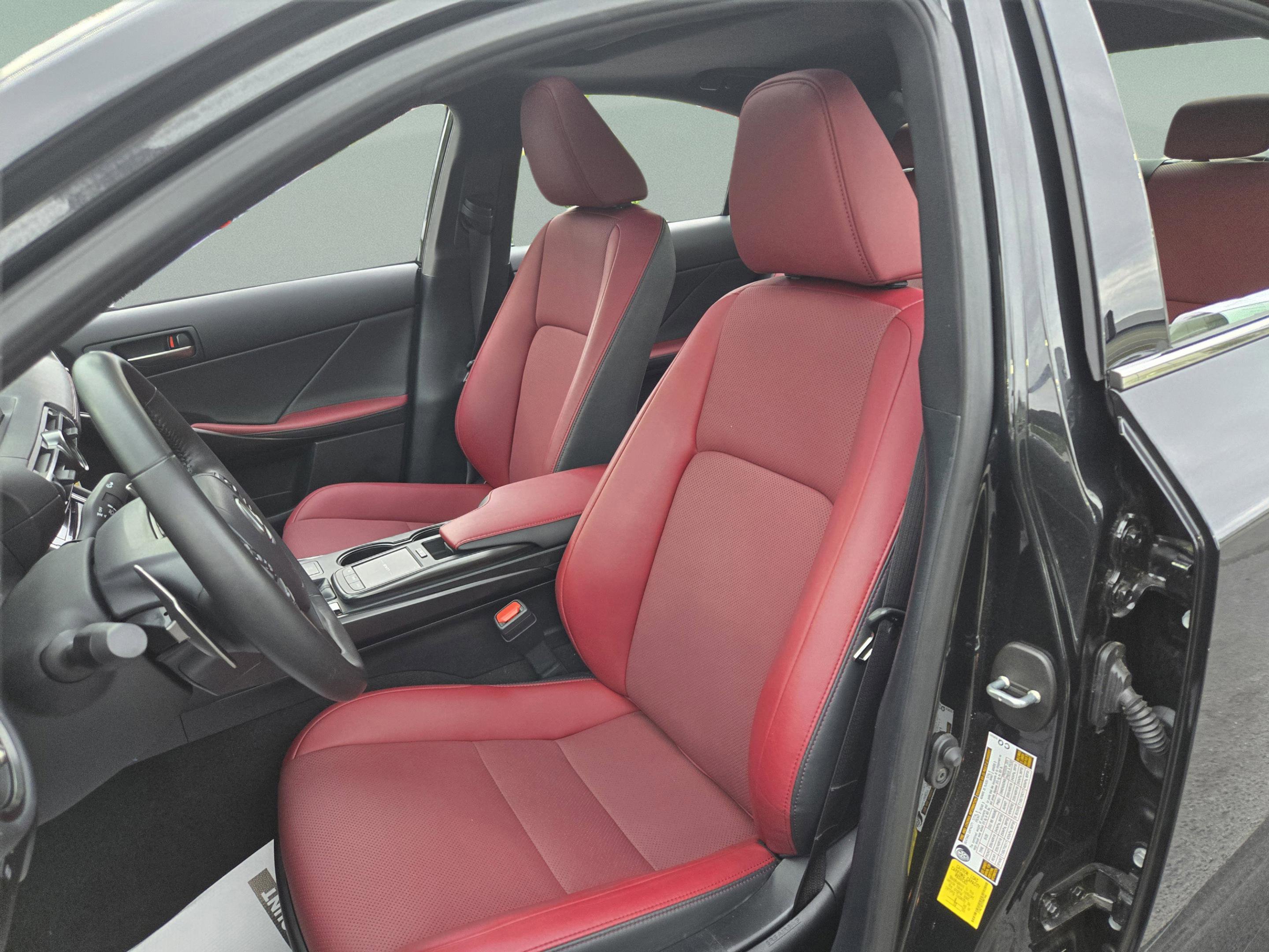 Used 2025 Lexus IS 350 F Sport w/ Accessory Package RWD image 27