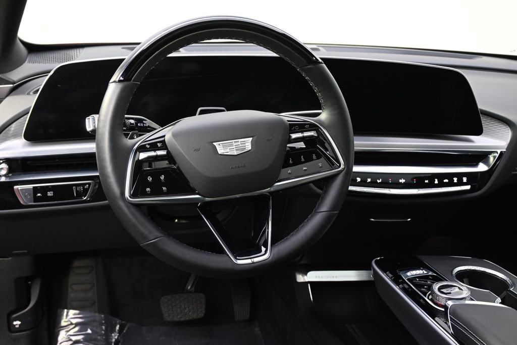 New 2025 Cadillac Lyriq Sport w/ LPO, Floor Liner Package AWD/4WD image 12