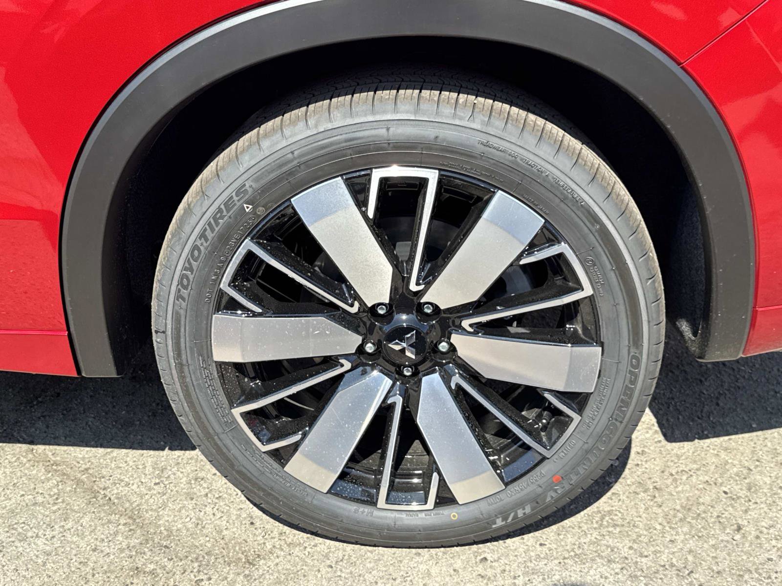 New 2025 Mitsubishi Outlander SEL image 8