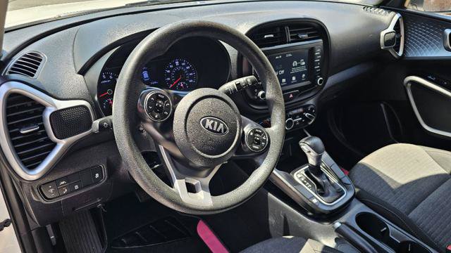 Used 2020 Kia Soul S FWD image 14