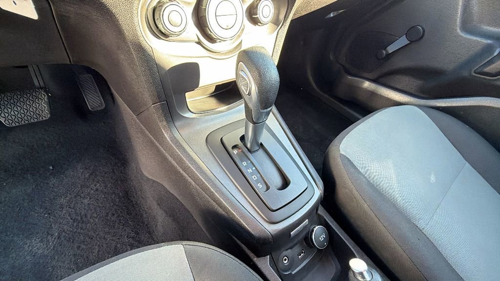 Used 2017 Ford Fiesta S FWD image 24