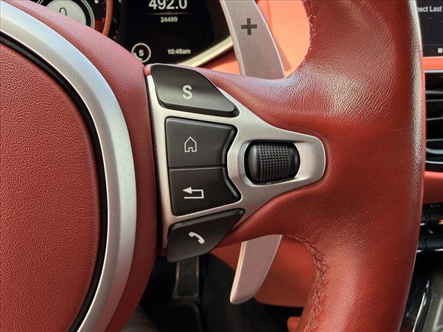 Used 2023 Aston Martin V8 Vantage Coupe RWD image 15