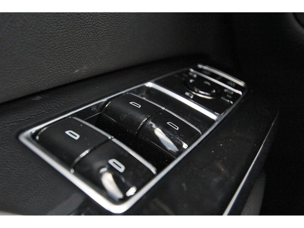 New 2026 Cadillac Escalade ESV 2WD image 16