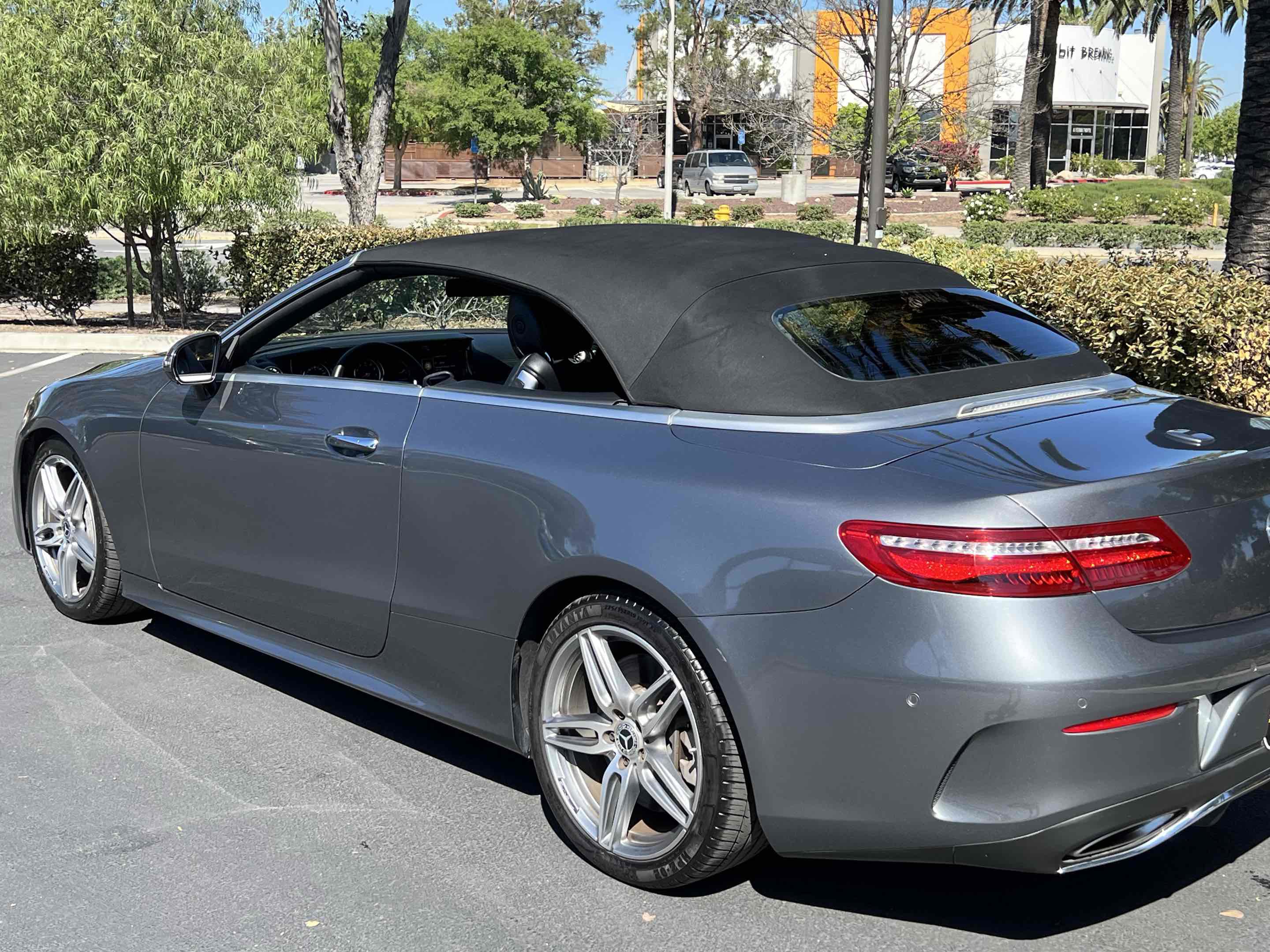 Used 2018 Mercedes-Benz E 400 Cabriolet image 38