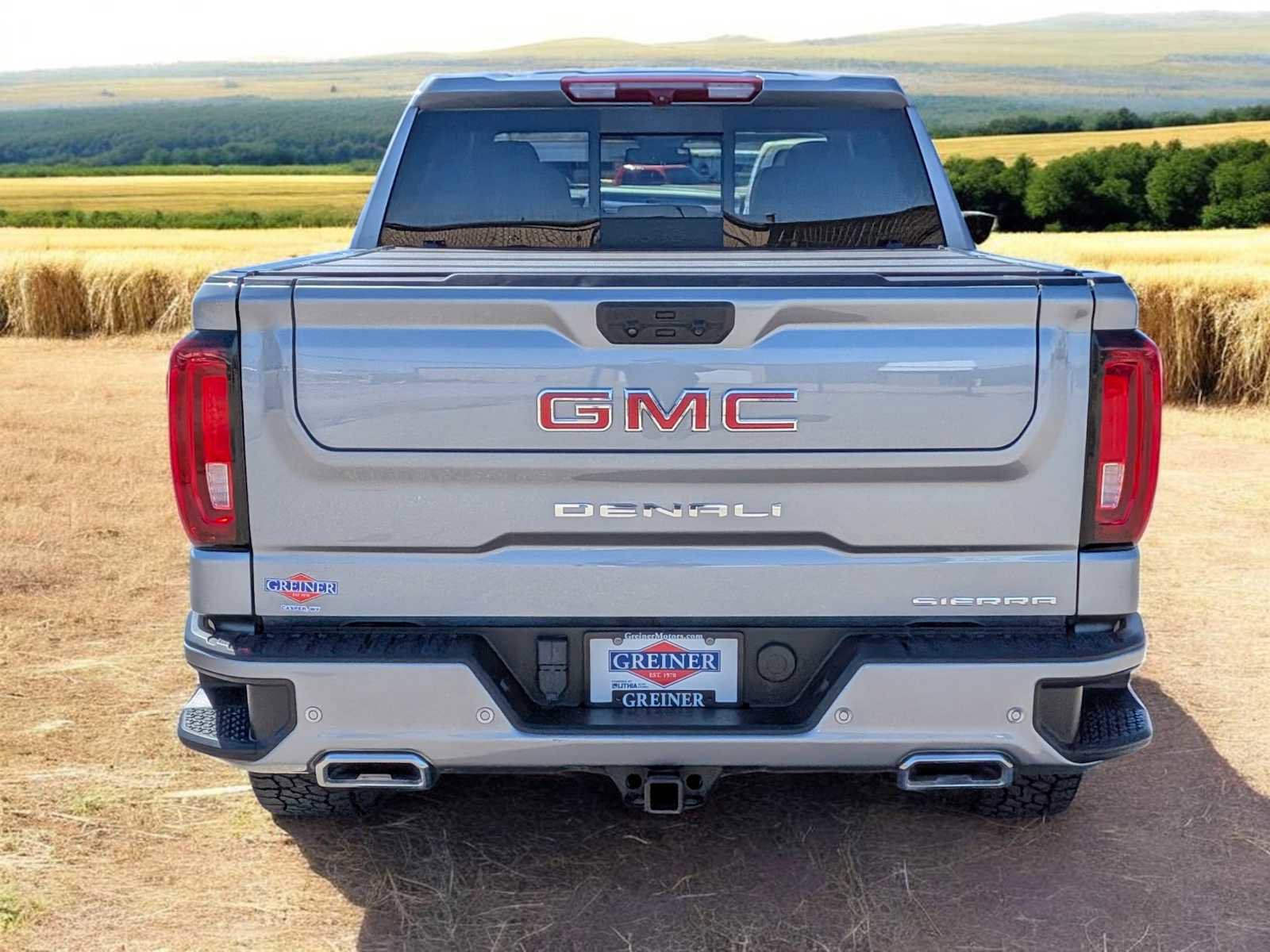 Used 2023 GMC Sierra 1500 Denali AWD/4WD image 5
