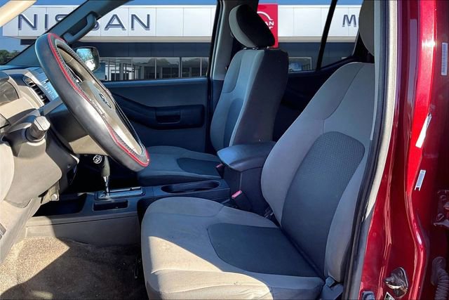 Used 2014 Nissan Xterra S image 17