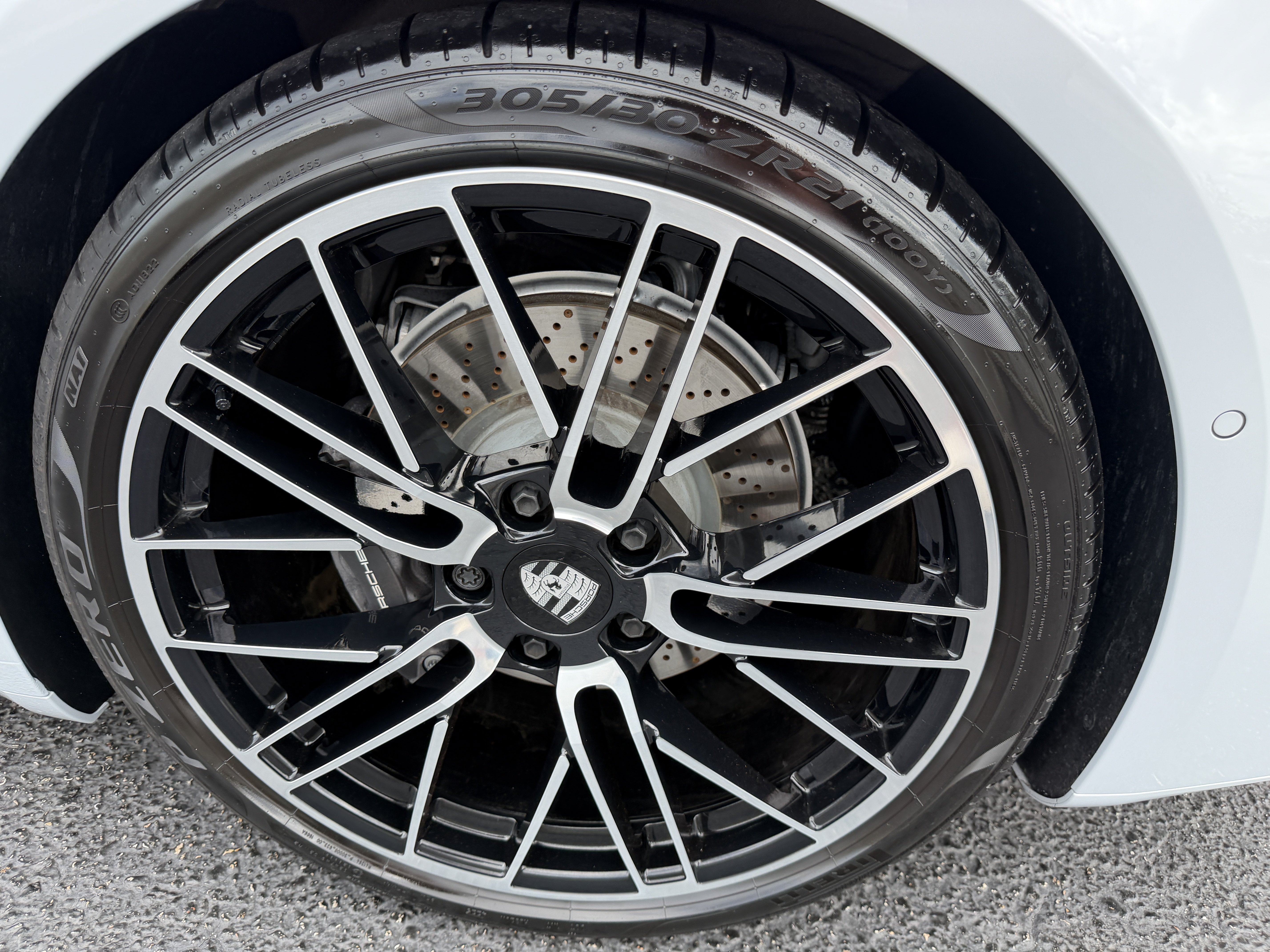 Used 2026 Porsche 911 Carrera RWD image 9