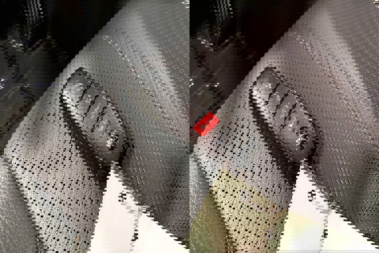 Used 2025 Toyota Camry XLE w/ Premium Plus Package image 15