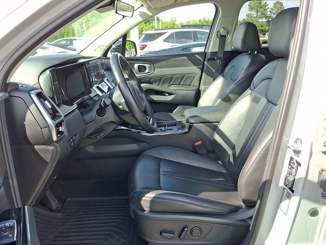 Used 2022 Kia Sorento SX AWD/4WD image 11