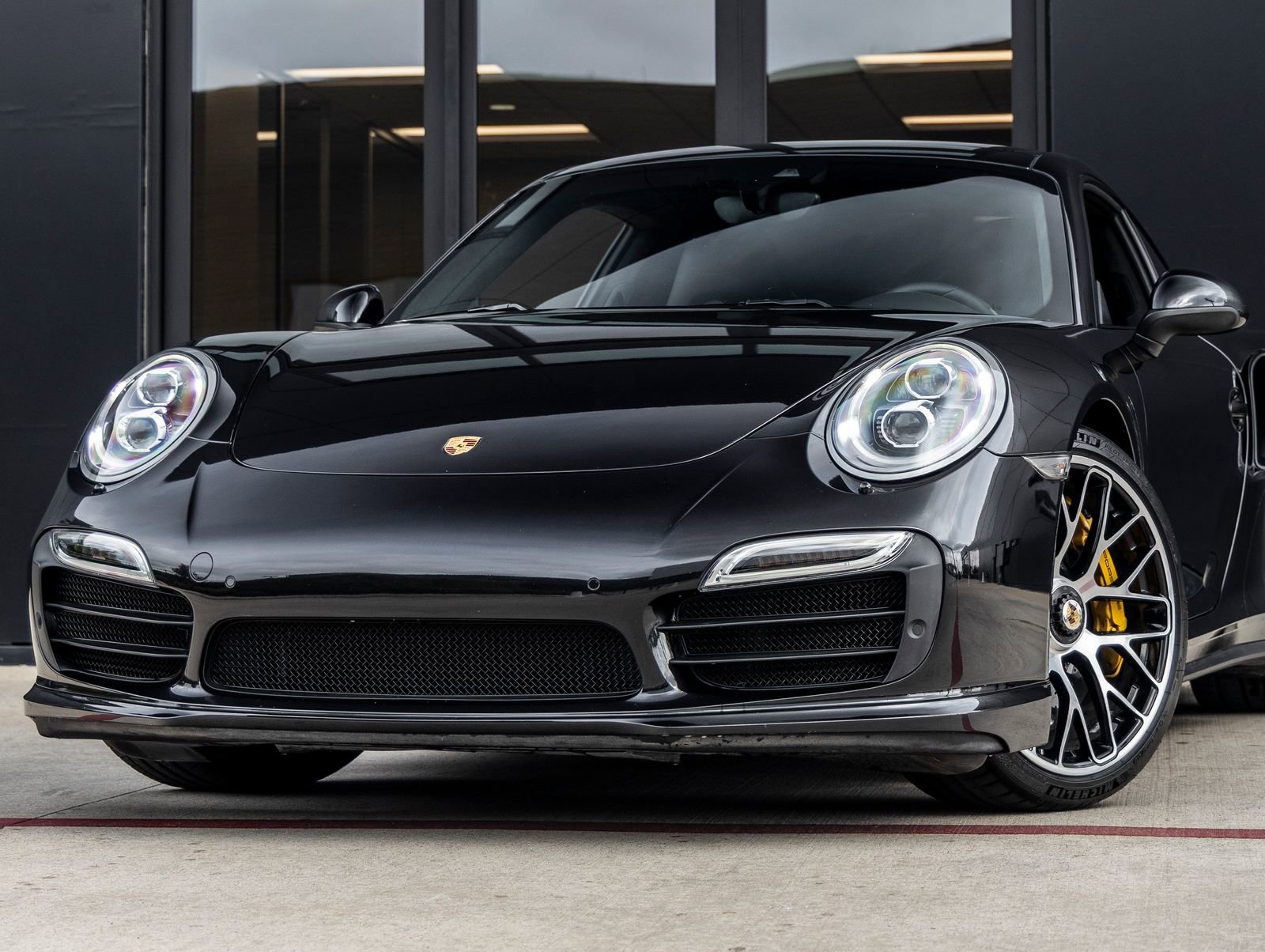 Certified 2014 Porsche 911 Turbo S image 7