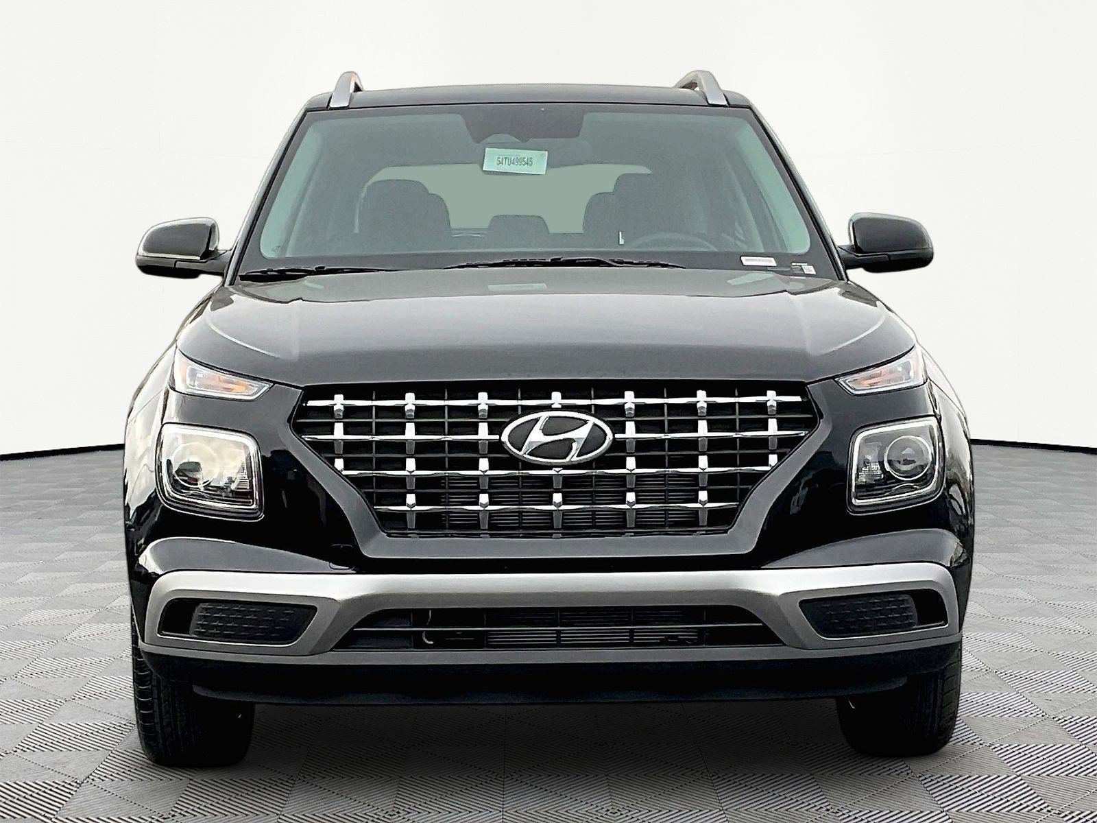 New 2026 Hyundai Venue SEL FWD image 2