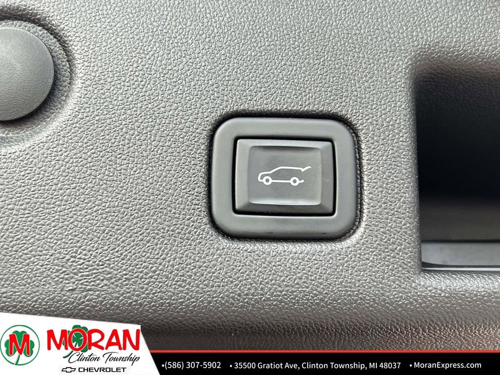 Certified 2024 Chevrolet Equinox LT FWD image 12