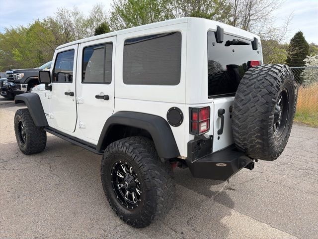 Used 2013 Jeep Wrangler Unlimited Sahara image 4