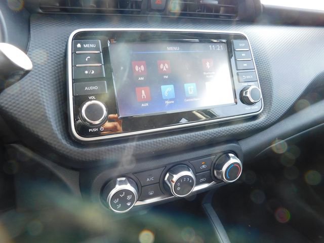 Used 2021 Nissan Kicks S image 28