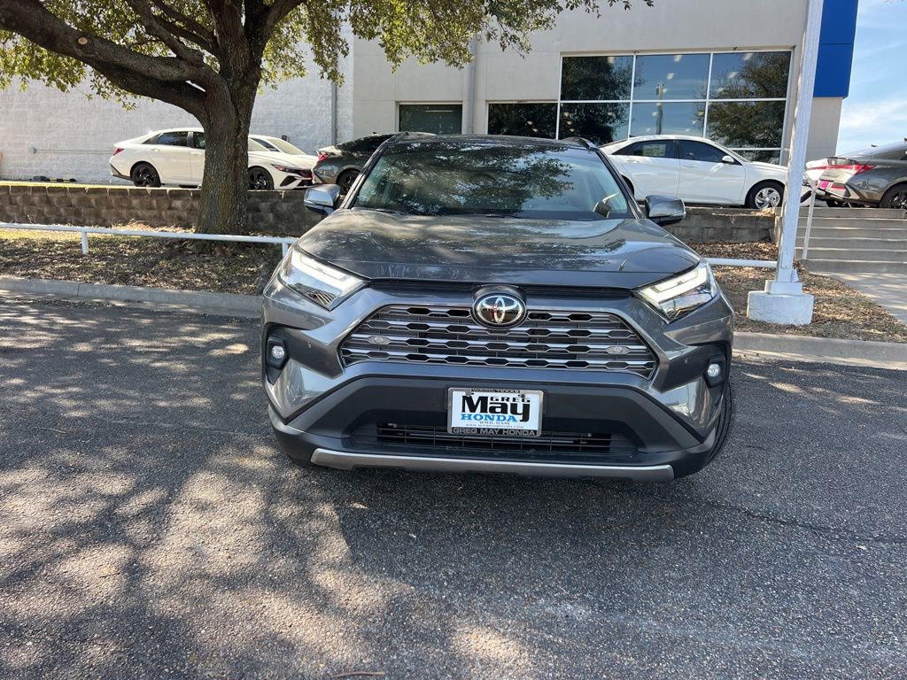 Used 2025 Toyota RAV4 Limited video 2