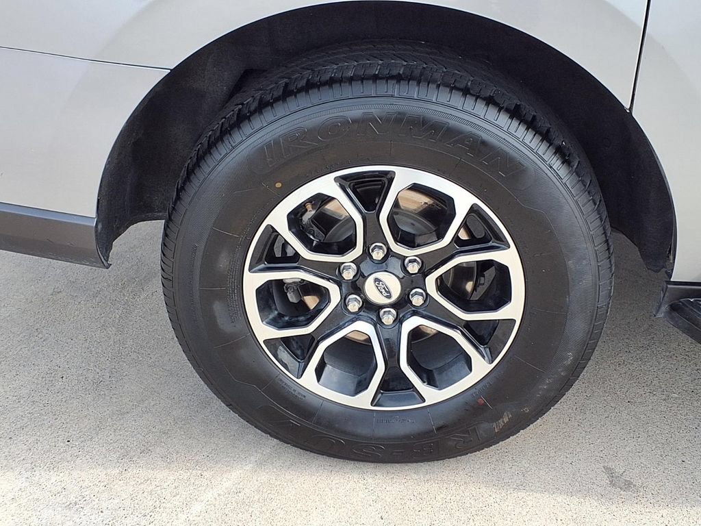 Used 2024 Ford Expedition Max XLT RWD image 9