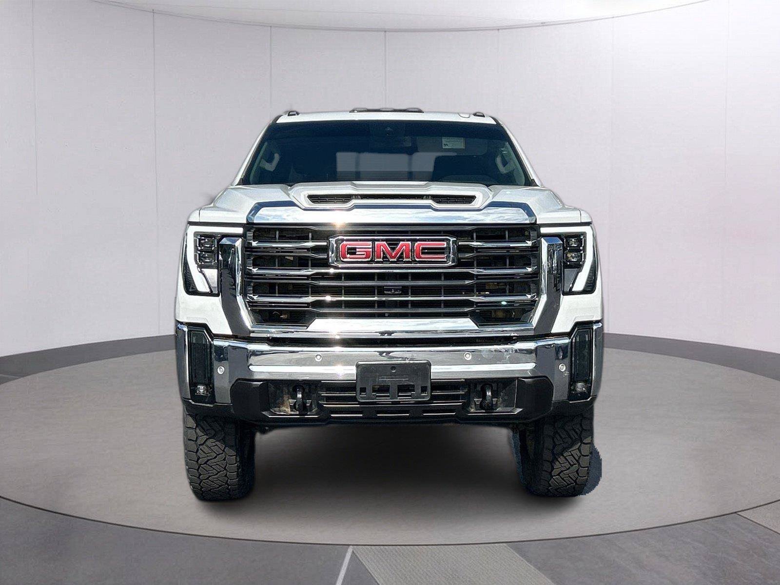 Used 2024 GMC Sierra 2500 SLT AWD/4WD image 9