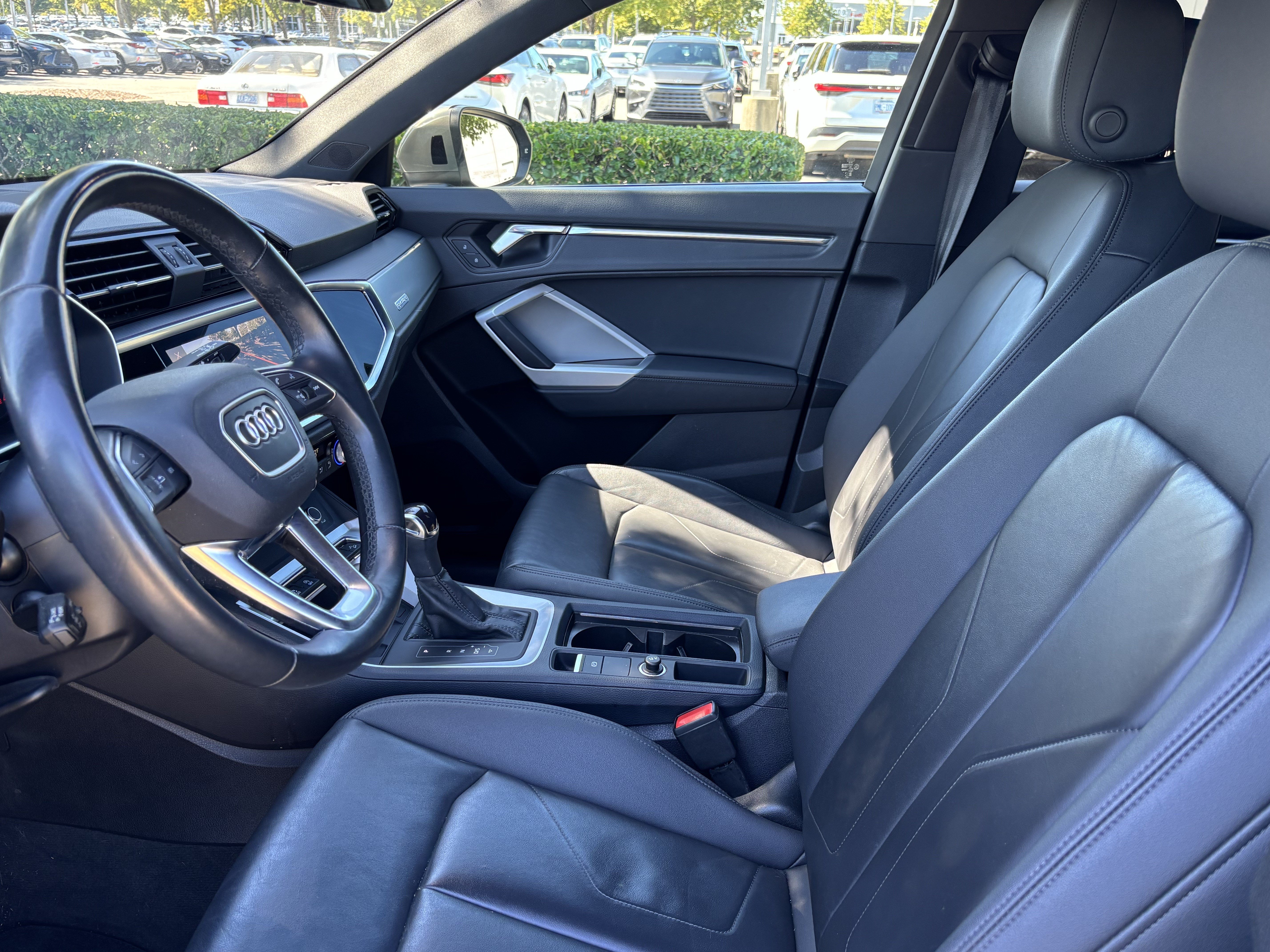 Used 2024 Audi Q3 2.0T Premium Plus AWD/4WD image 16