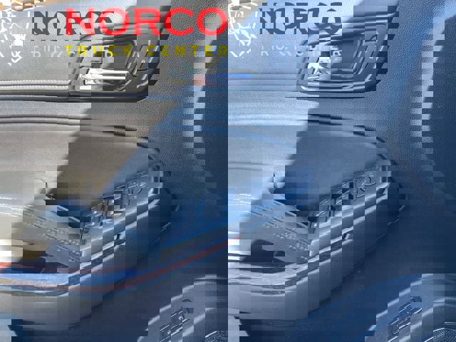 Used 2019 GMC Yukon XL SLT image 19