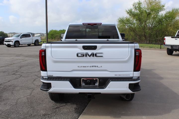 New 2026 GMC Sierra 2500 Denali Ultimate AWD/4WD image 4