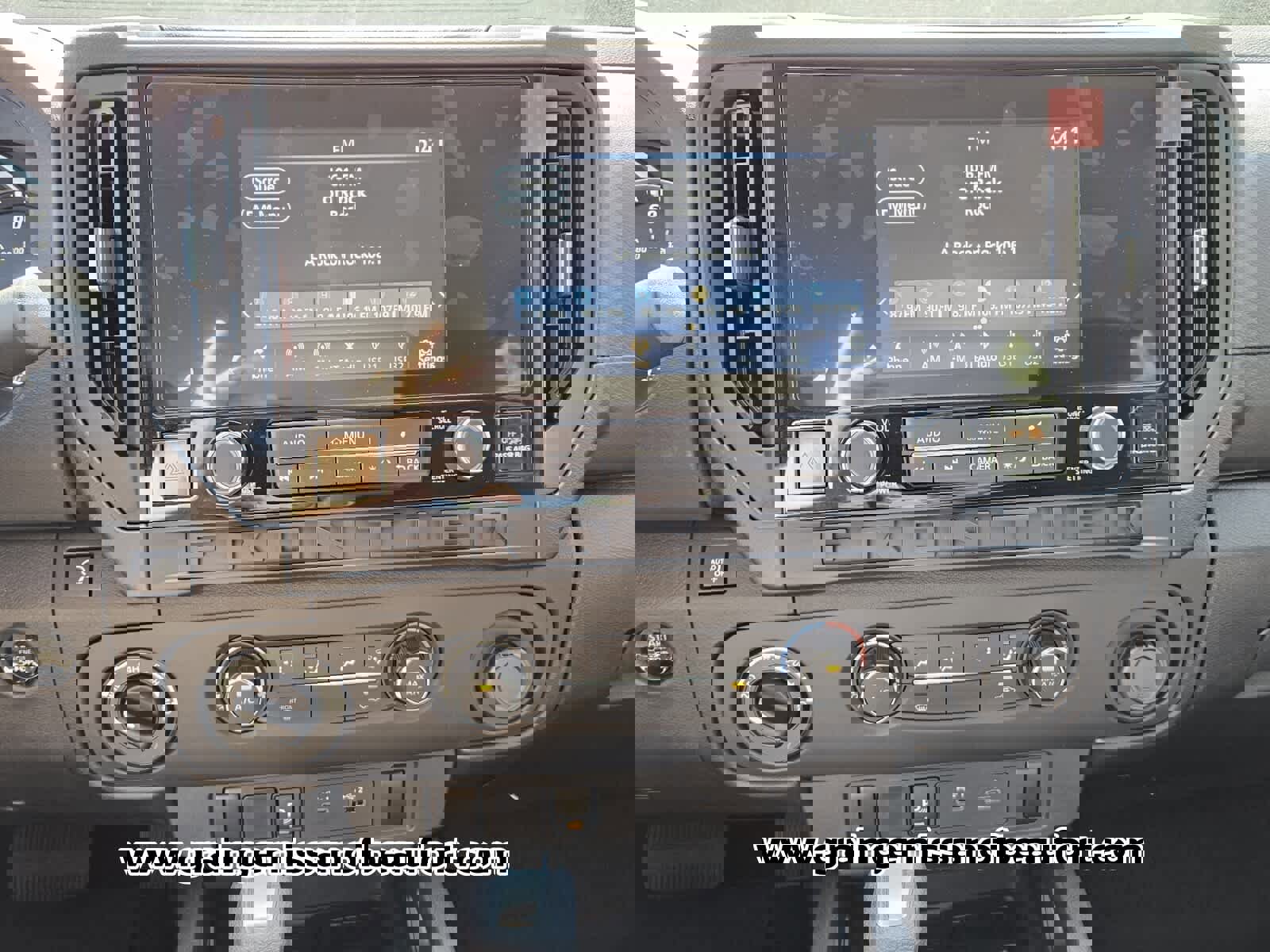 New 2026 Nissan Frontier S image 8