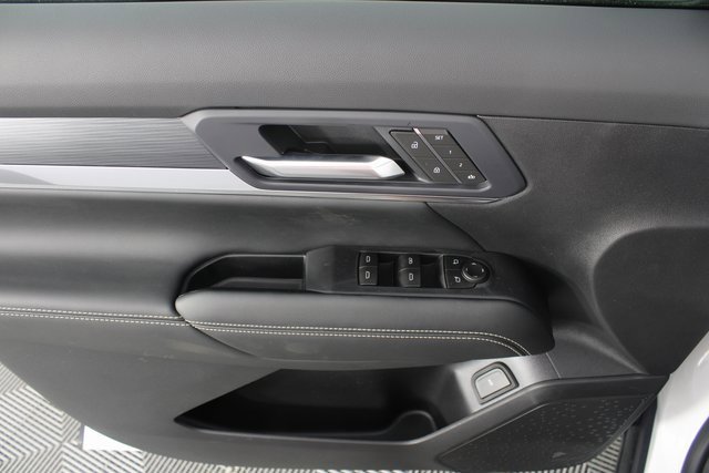 New 2026 GMC Terrain Elevation w/ Elevation Premium Package image 13