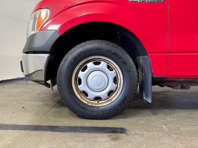 Used 2013 Ford F150 XL w/ Mid Equipment Group RWD image 8