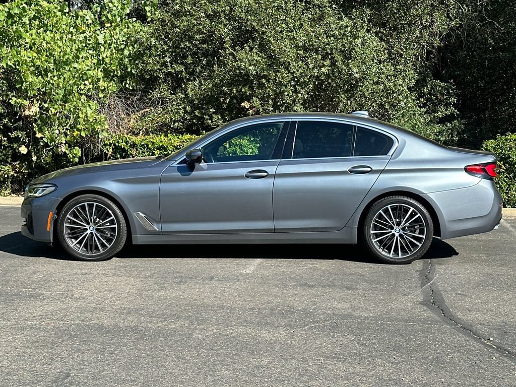 Used 2021 BMW 530i RWD image 8