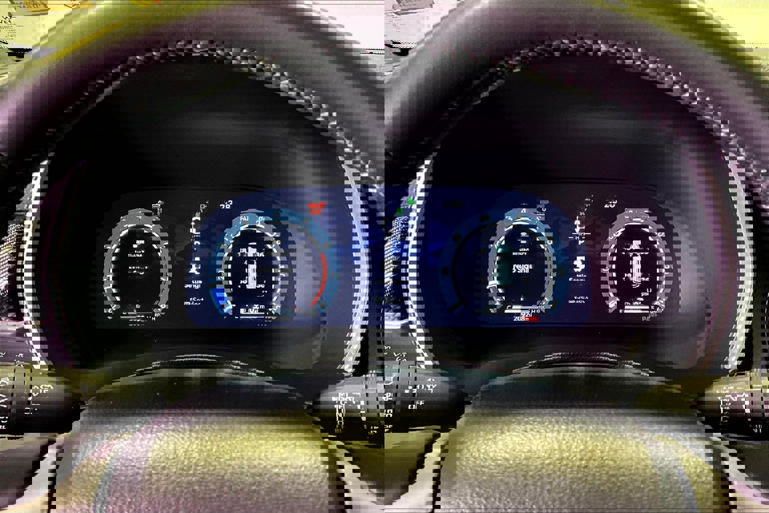 Used 2025 Toyota Highlander XSE image 13