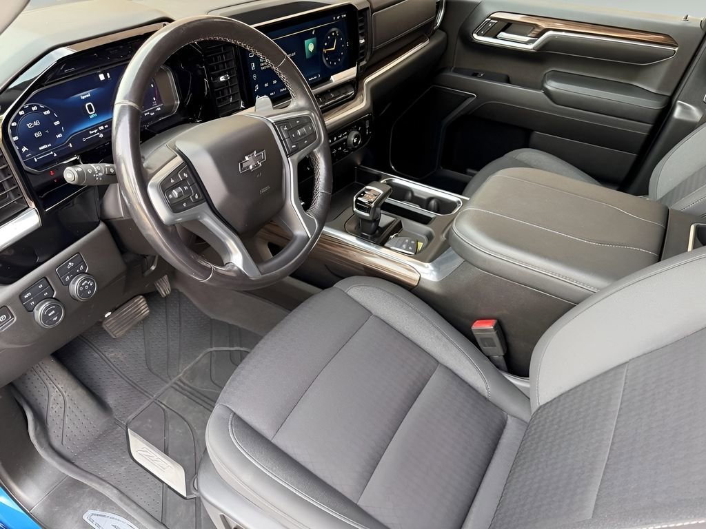 Used 2023 Chevrolet Silverado 1500 RST w/ Z71 Off-Road Package image 11