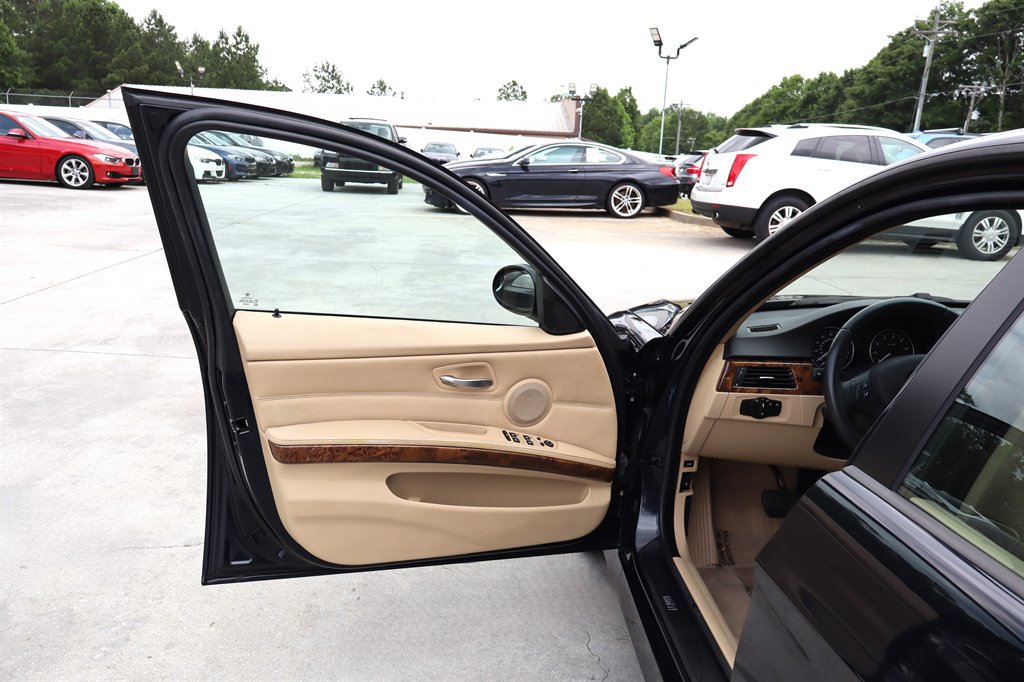 Used 2006 BMW 325xi Sedan AWD/4WD image 28