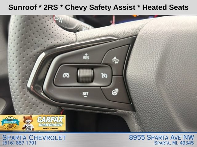 Used 2024 Chevrolet Trax RS w/ Sunroof Package FWD image 18