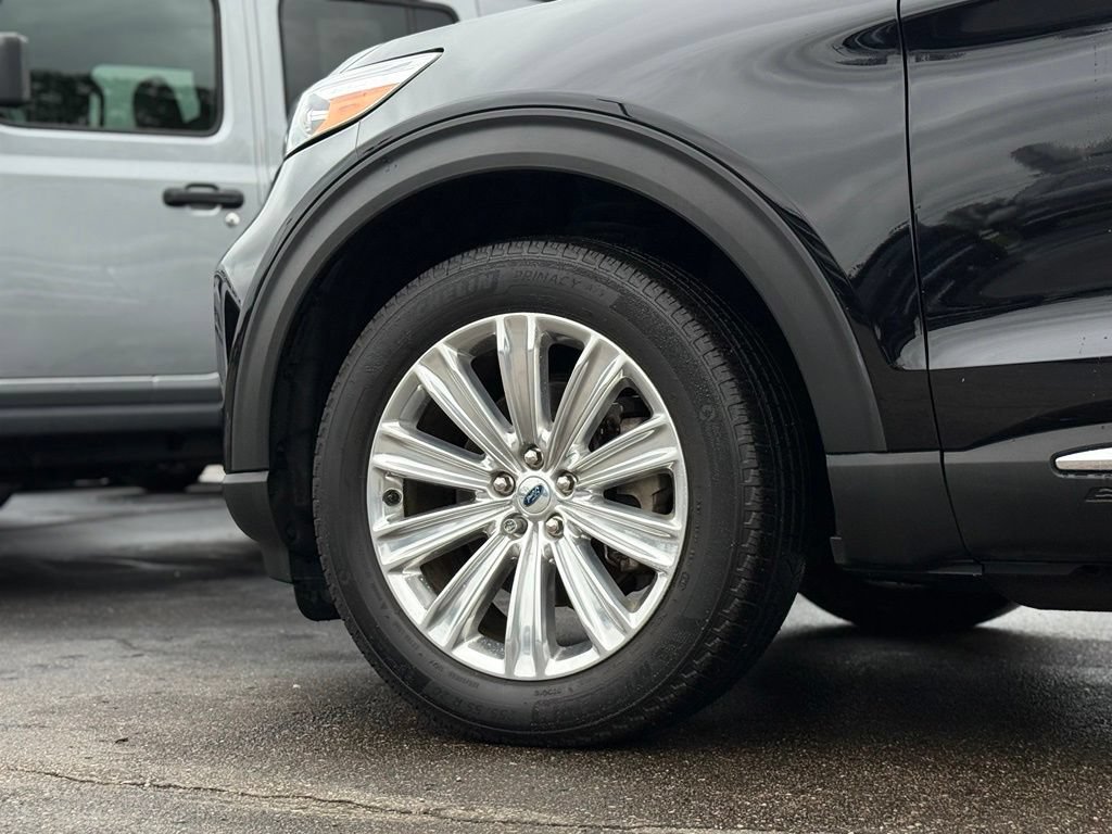 Certified 2024 Ford Explorer Limited w/ Limited Technology Package AWD/4WD image 44