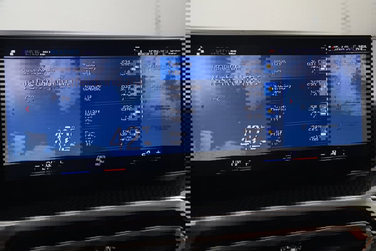 Used 2024 BMW M3 Competition w/ M Driver's Package image 46