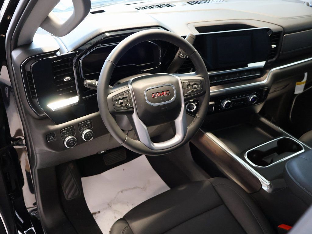 New 2025 GMC Sierra 2500 SLT w/ SLT Convenience Package image 27