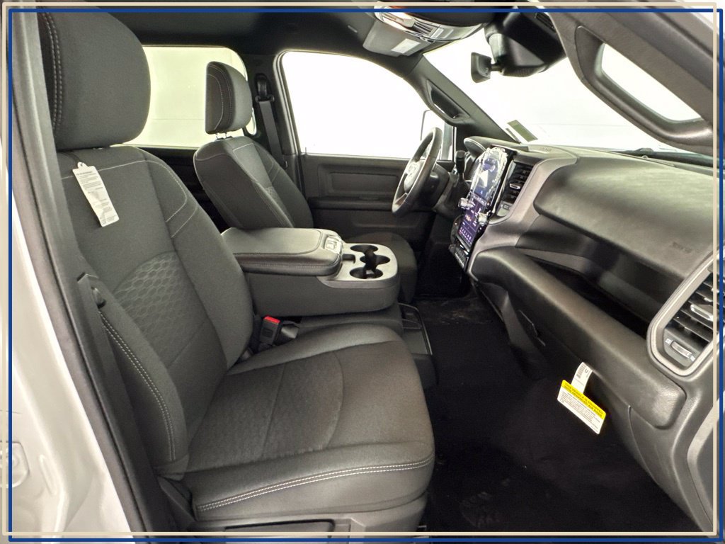 New 2026 RAM 2500 Tradesman AWD/4WD image 32