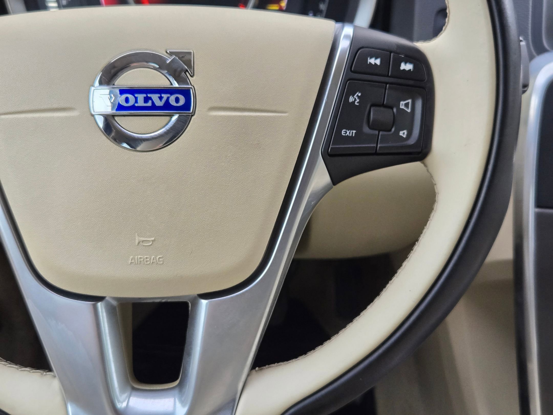 Used 2015 Volvo S60 T5 Premier image 22