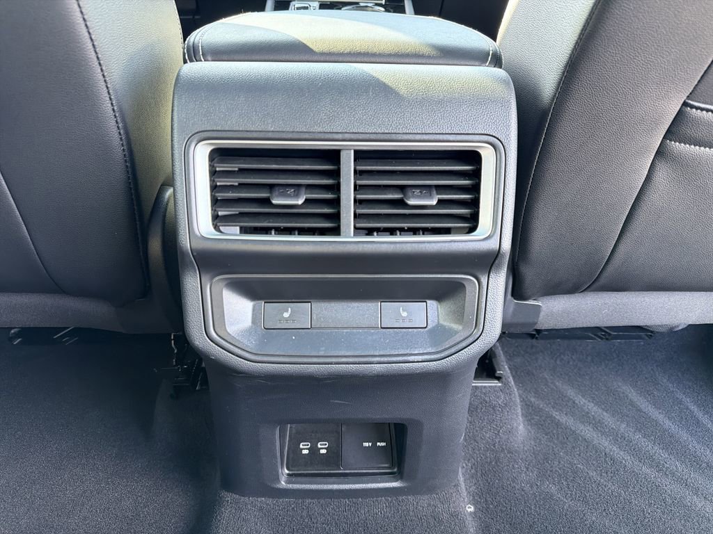 Used 2025 Volkswagen Atlas Cross Sport SEL Premium R-Line image 23