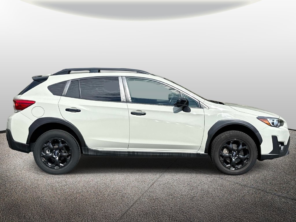 Used 2023 Subaru Crosstrek 2.0i Premium w/ Special Edition AWD/4WD image 4