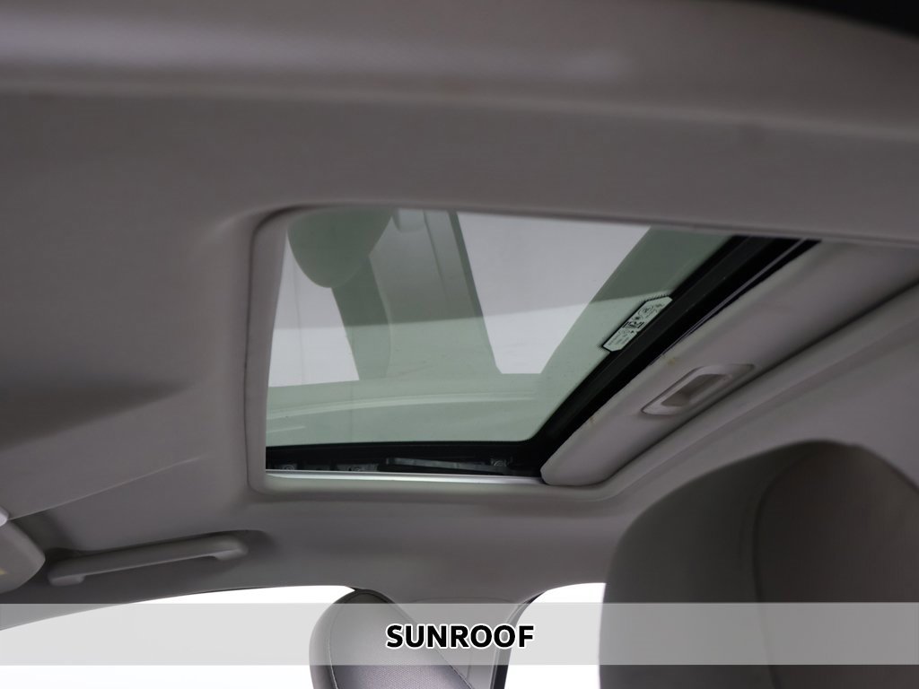 Used 2021 Ford EcoSport SE image 3