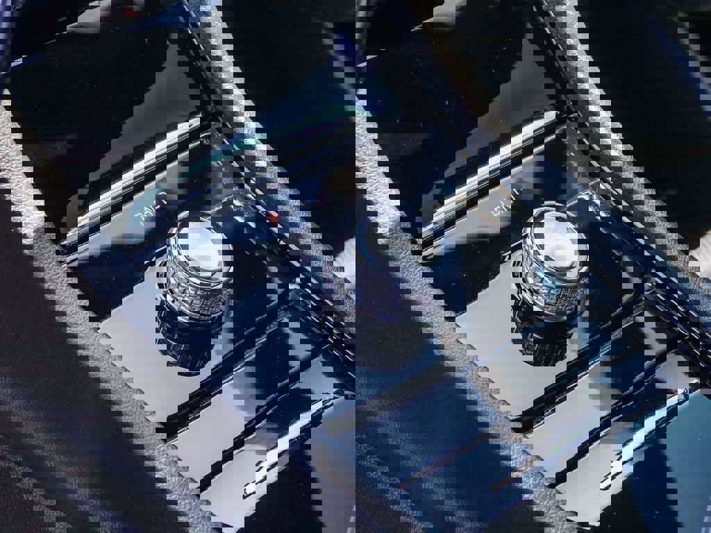 Certified 2022 Jeep Grand Cherokee L Overland w/ Luxury Tech Group IV image 17