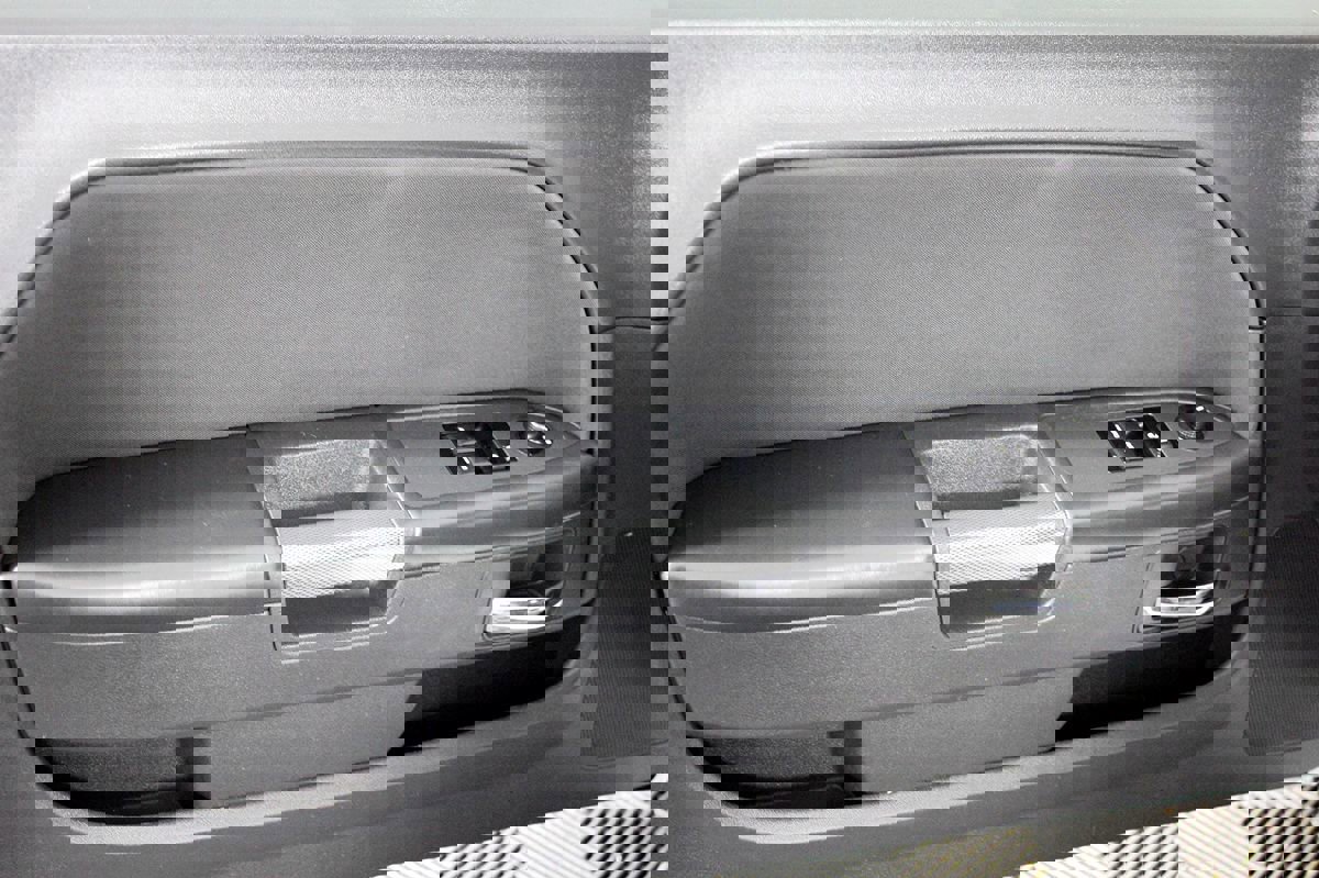 Used 2012 Dodge Challenger R/T image 14