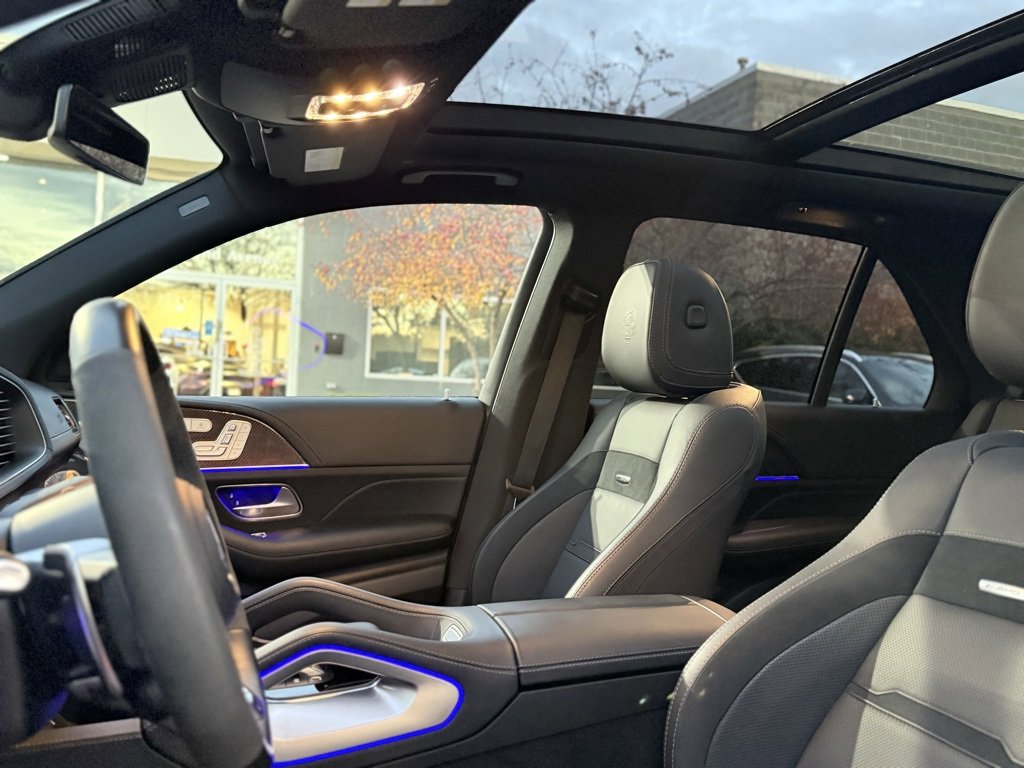 Used 2025 Mercedes-Benz GLE 53 AMG 4MATIC image 18