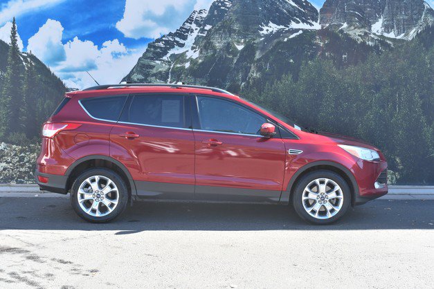 Used 2013 Ford Escape SE AWD/4WD image 2