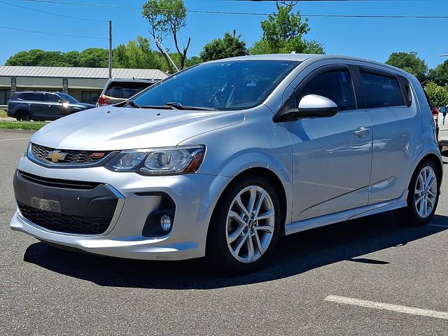 Used 2017 Chevrolet Sonic LT FWD image 3