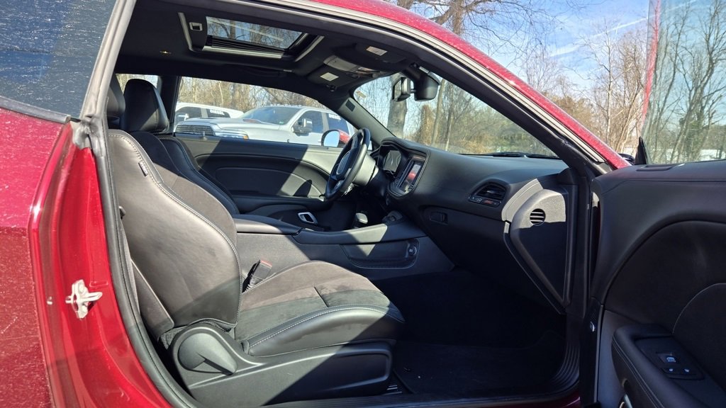 Used 2023 Dodge Challenger R/T Scat Pack image 24