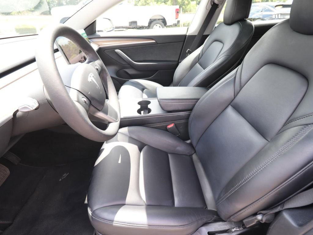Used 2022 Tesla Model 3 Long Range AWD/4WD image 2