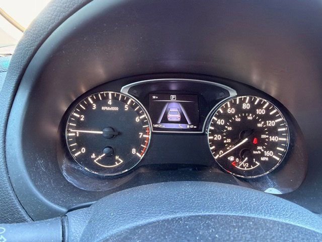 Used 2017 Nissan Altima 2.5 SV image 4