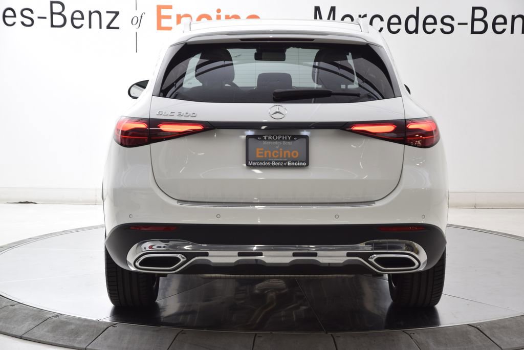 Certified 2026 Mercedes-Benz GLC 300 image 5